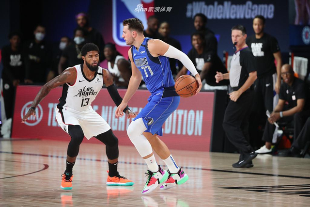 场均三分命 场均三分命